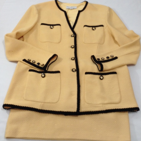 St. John Dresses & Skirts - St. John 2Piece Yellow Skirt Suit